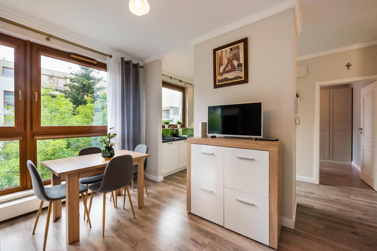 Prestige Verdant Apartment Varsovie Extérieur photo