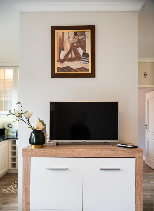 Prestige Verdant Apartment Varsovie Extérieur photo
