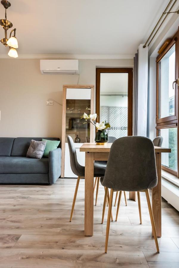 Prestige Verdant Apartment Varsovie Extérieur photo
